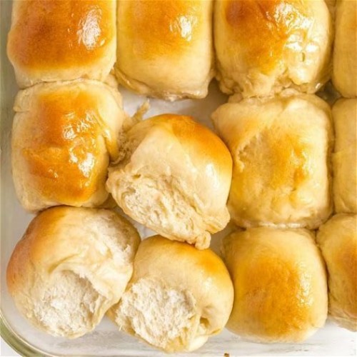 Fresh Dinner Rolls