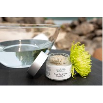 GREEN TEA & NEEM FACIAL SCRUB